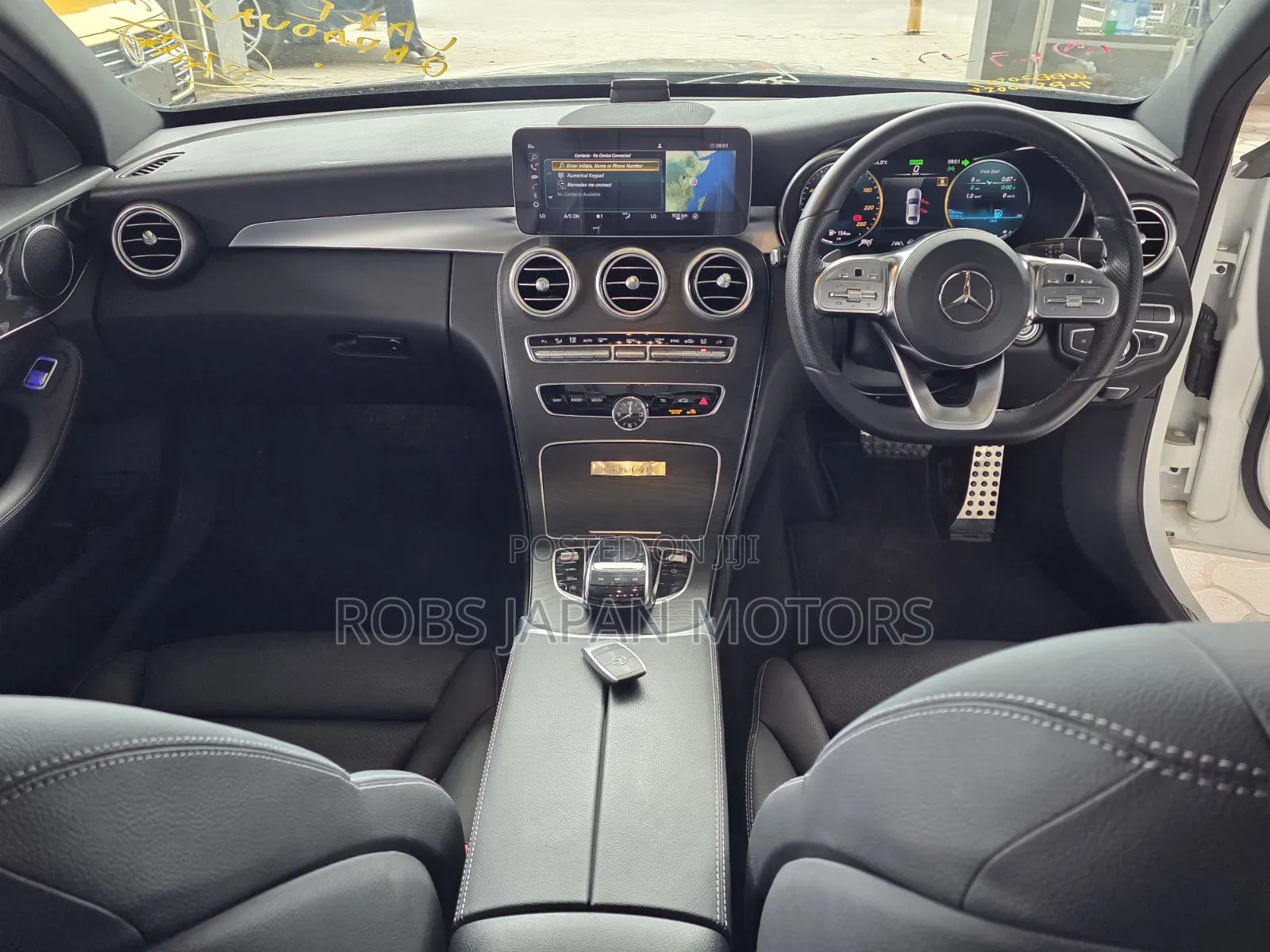 Mercedes-Benz C200 2019 Off white