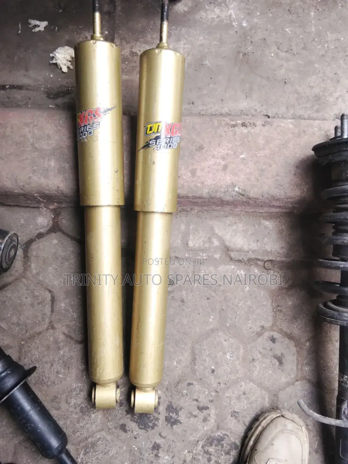 Original Ex Japan Io Toyota Hilux Rear Shock Absorbers