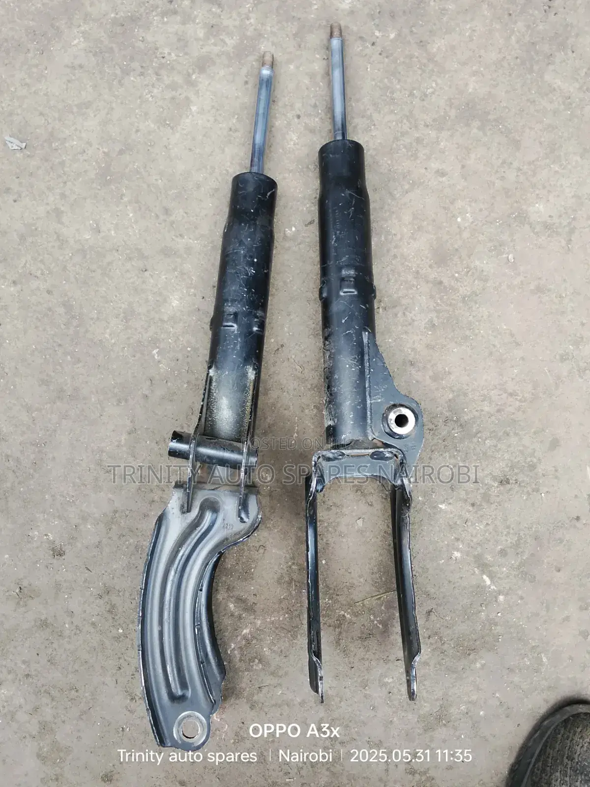 Original Ex Japan Volkswagen Touareg Front Shock Absorbers