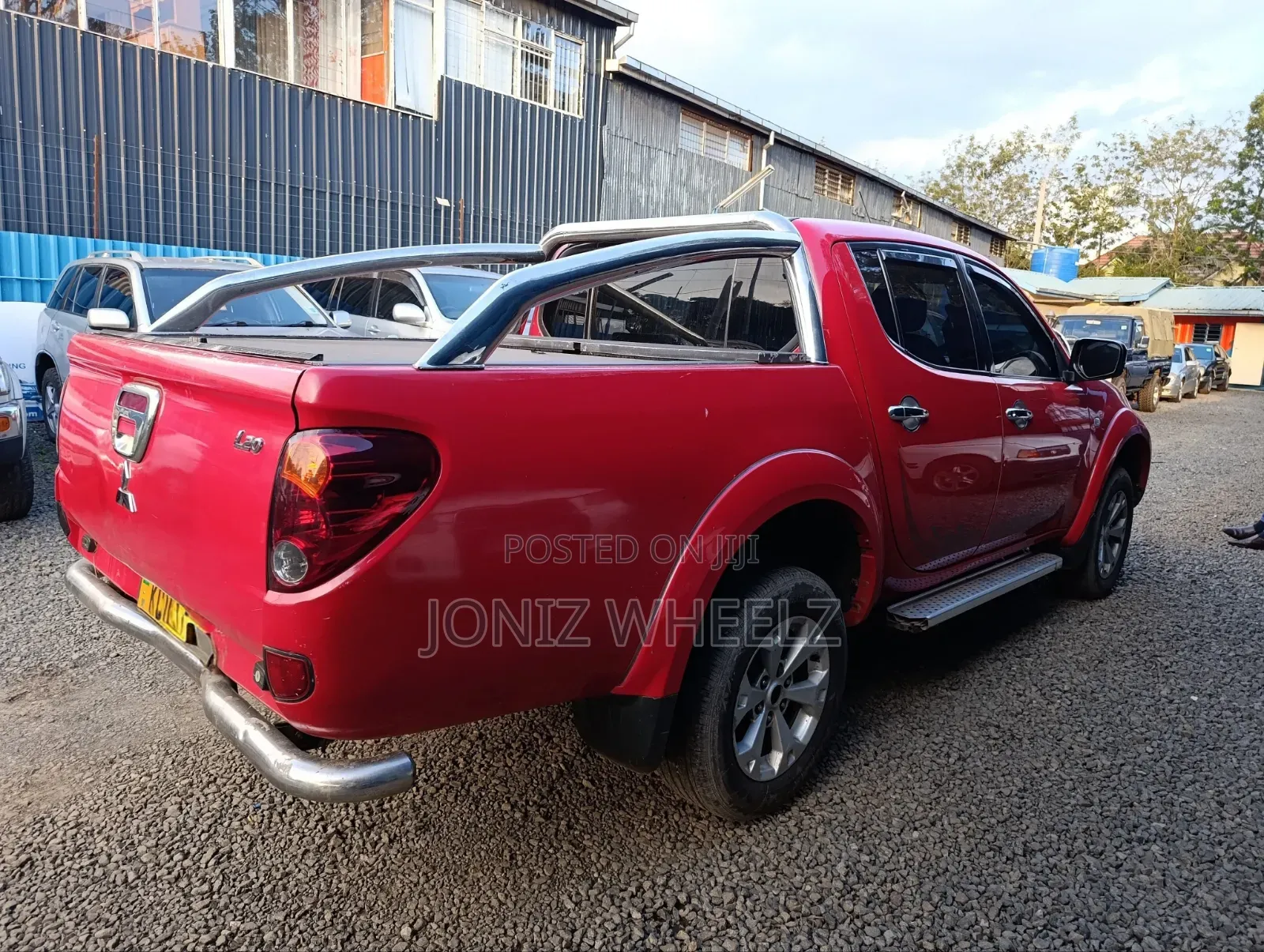 Mitsubishi L200 Club Cab 2.5 136hp 4WD 2012 Red