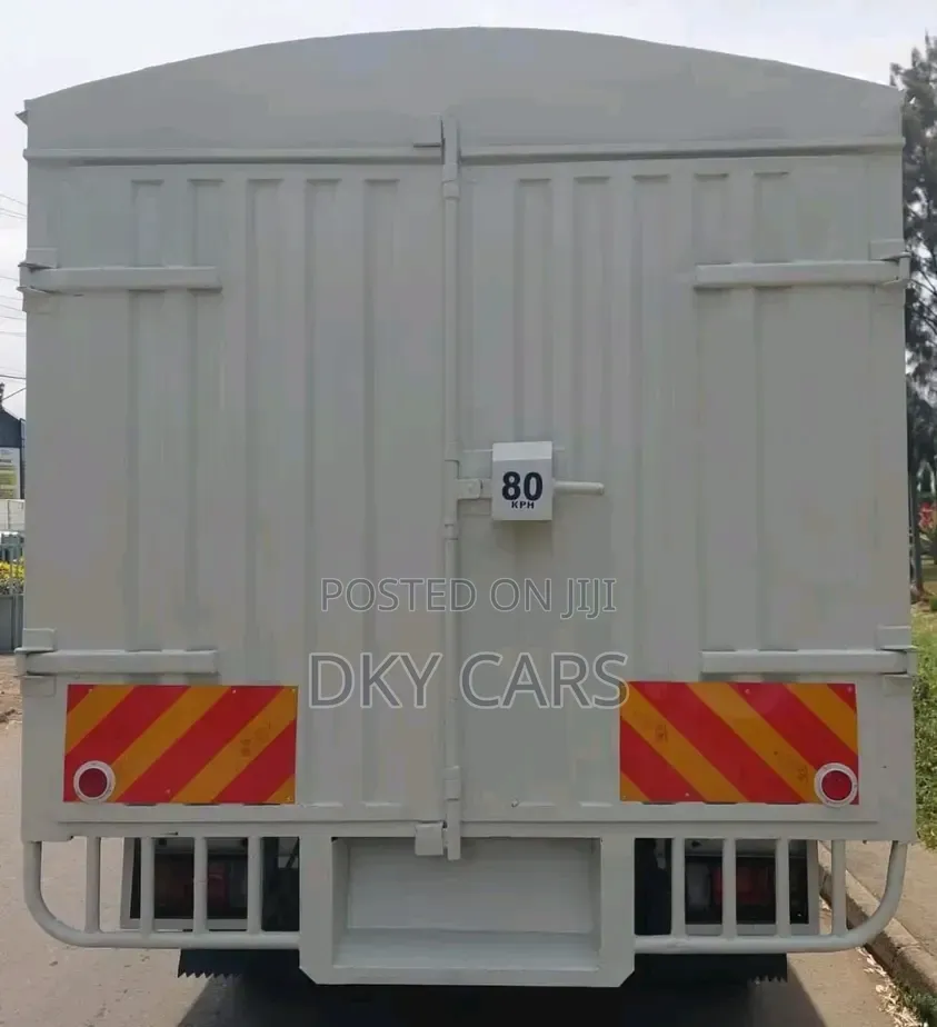 Isuzu NQR 2021 Local