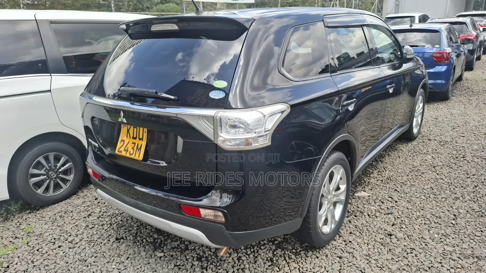Mitsubishi Outlander 2016 Black