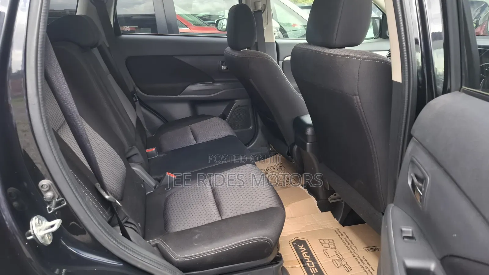 Mitsubishi Outlander 2016 Black