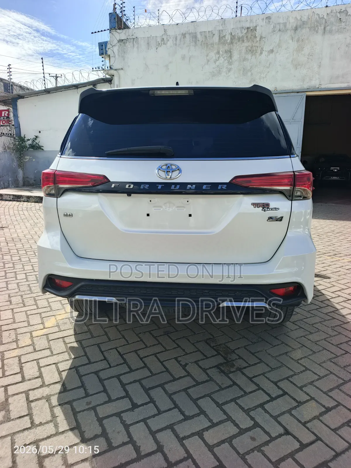 Toyota Fortuner 2019 White