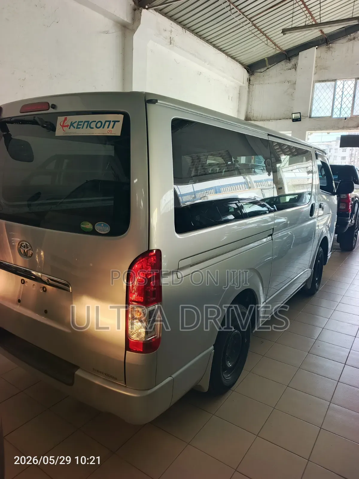 Toyota HiAce 2019 Silver