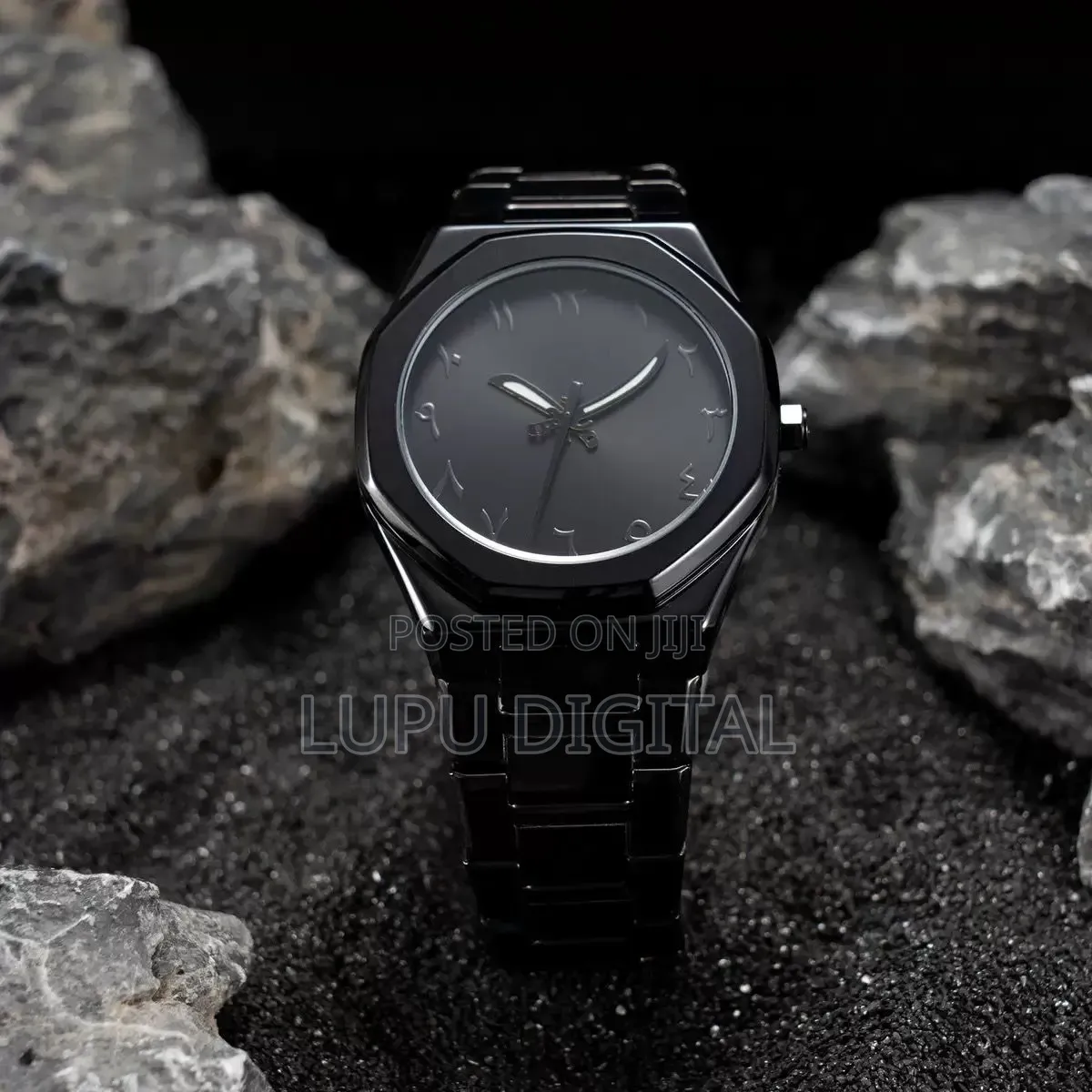 Unique Pointer Arabic Watch