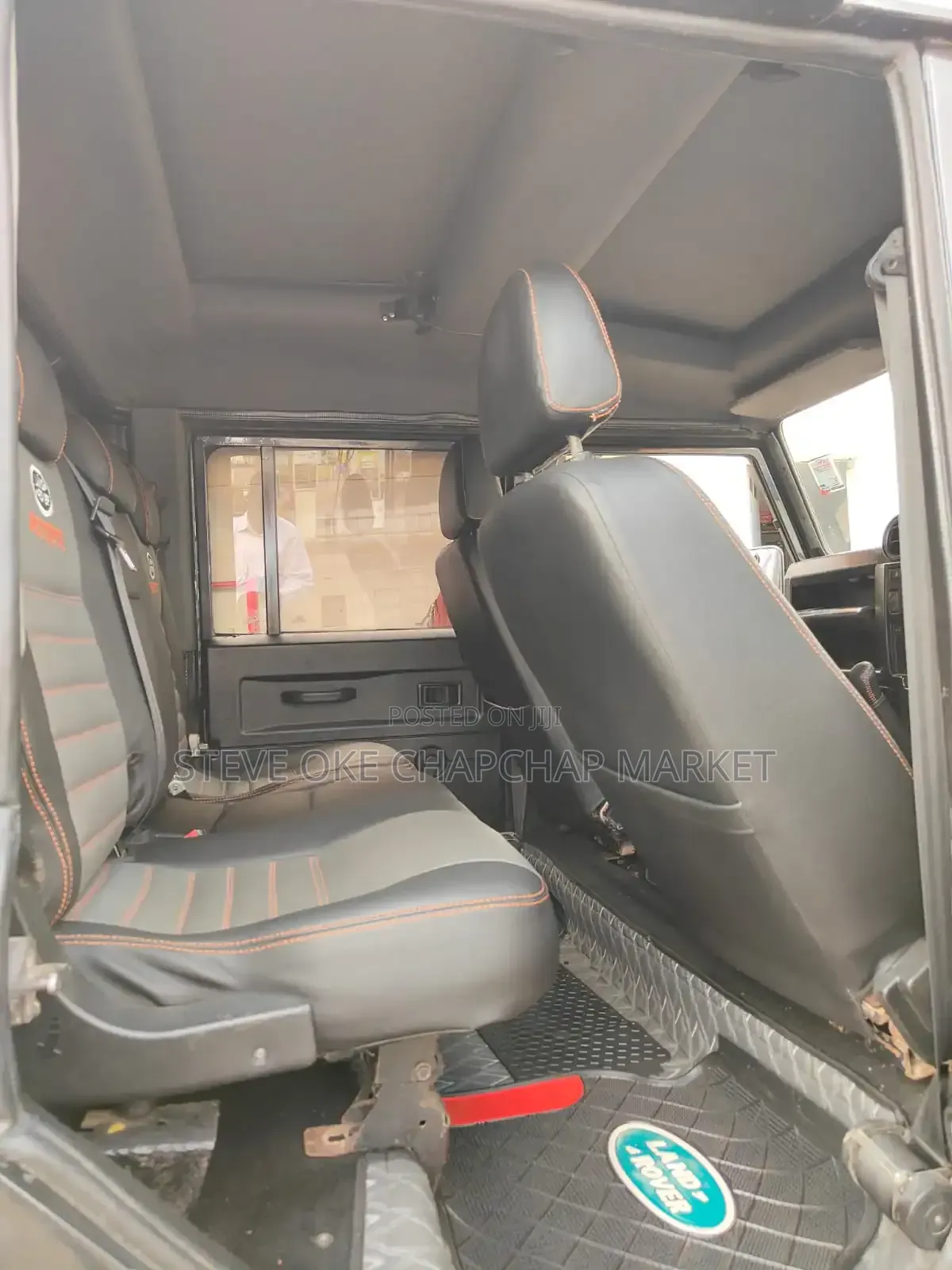 Land Rover Defender Puma 110 2.4 TD 2012 Gray