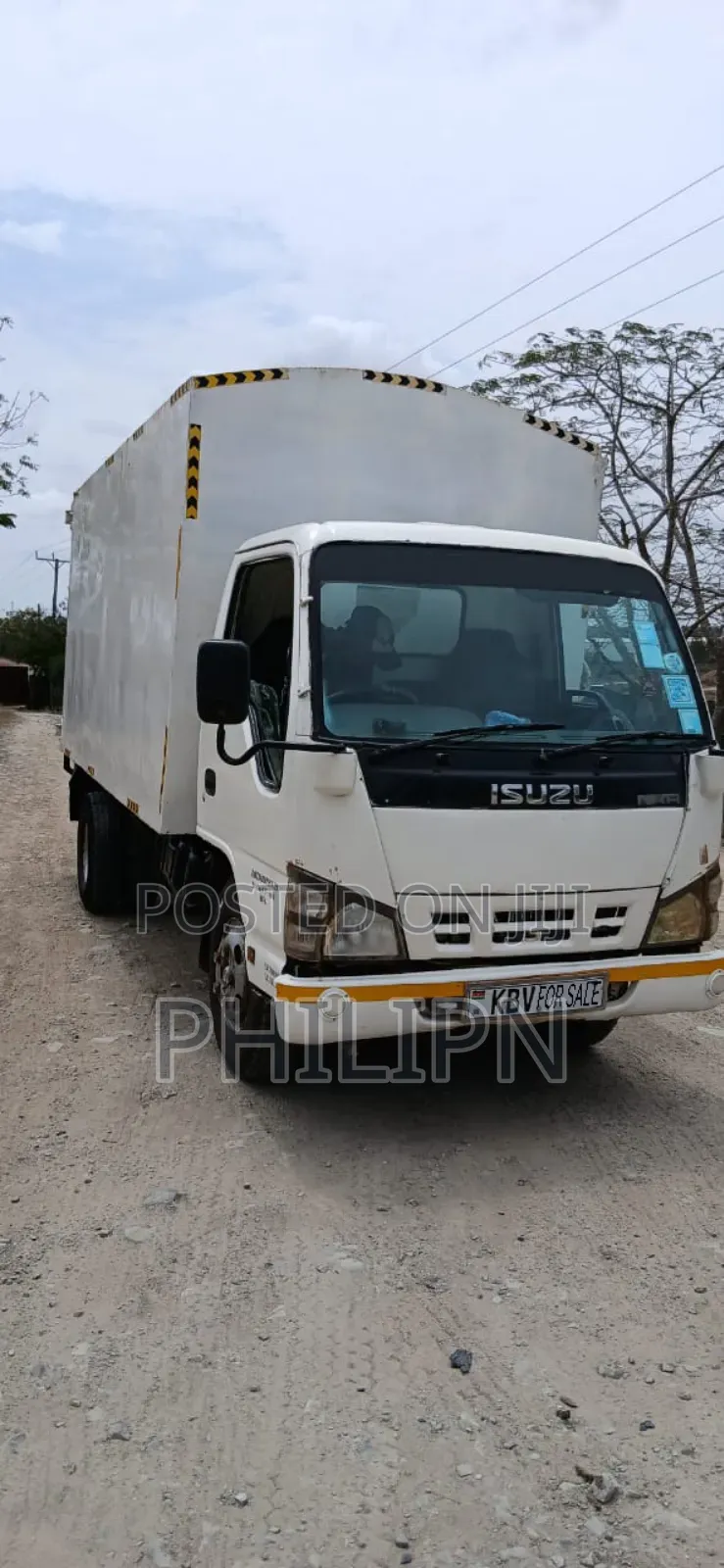 Isuzu NKR Local Canter
