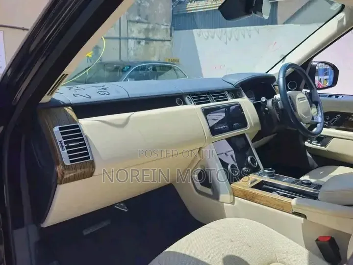 Land Rover Range Rover Vogue 2019 Black