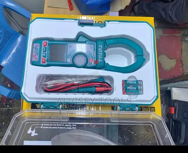 Total Clamp Meter