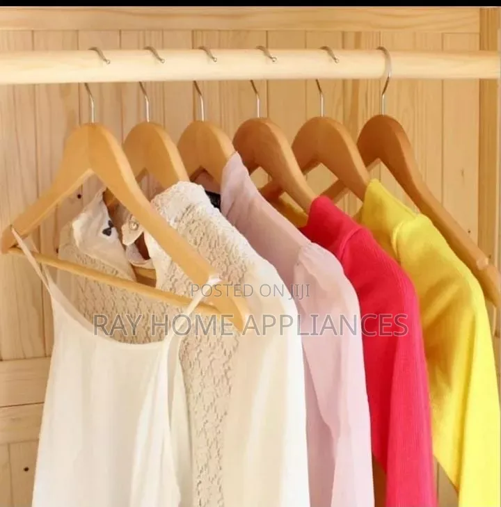Wooden Hangers 6 Pieces Set