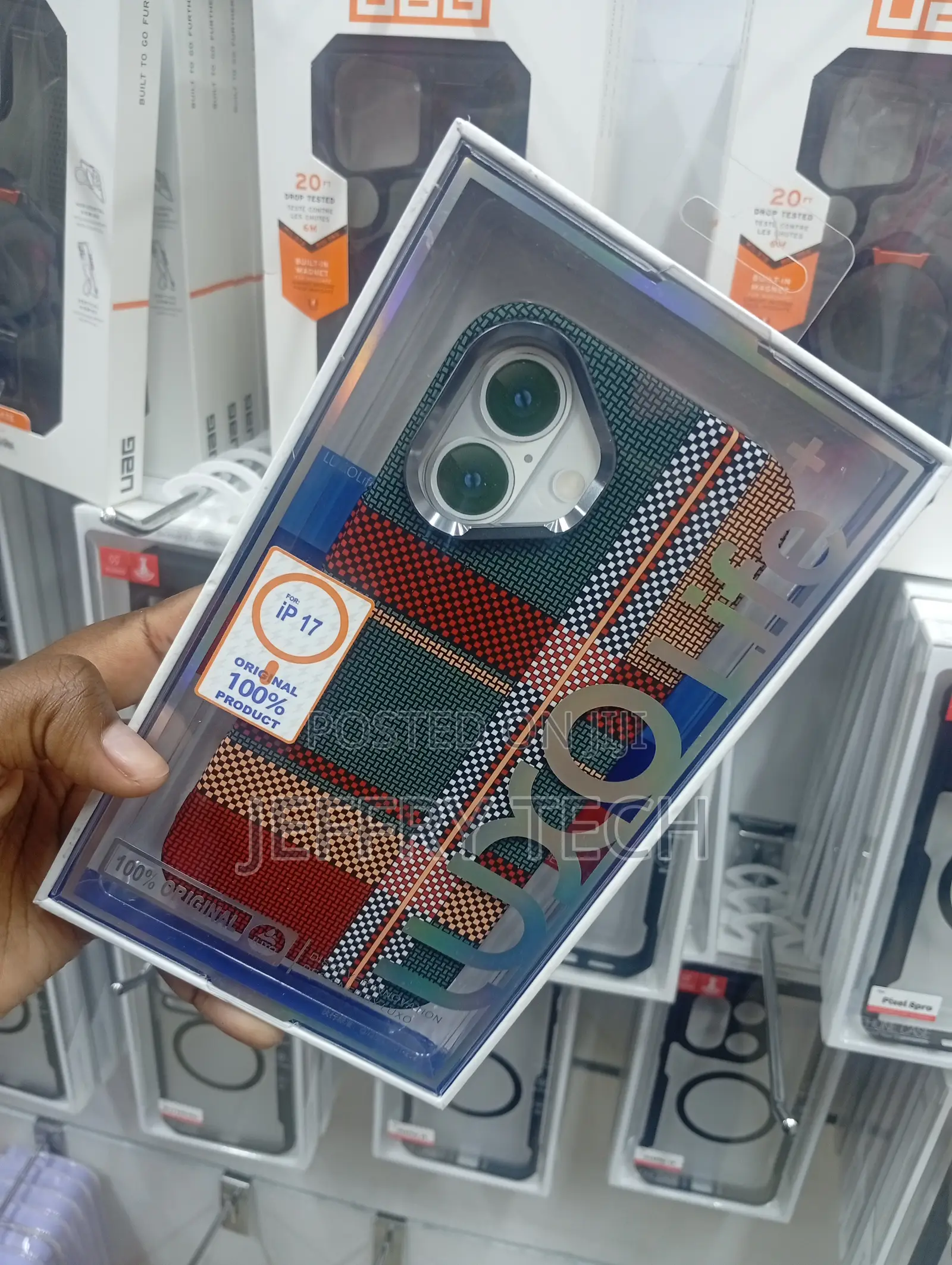Luxo Woven Plaid Phone Case for the Apple iPhone 17 Pr