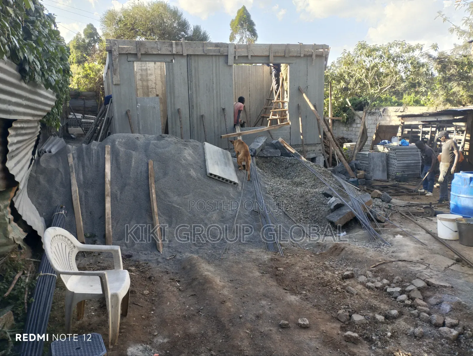 Precast Composite Slab and Precast Concrete Wall Panels