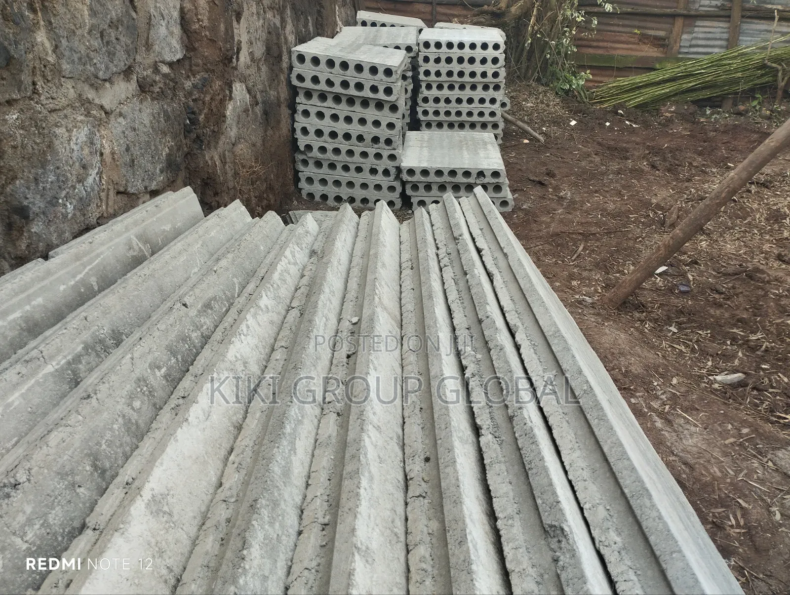 Precast Composite Slab and Precast Concrete Wall Panels