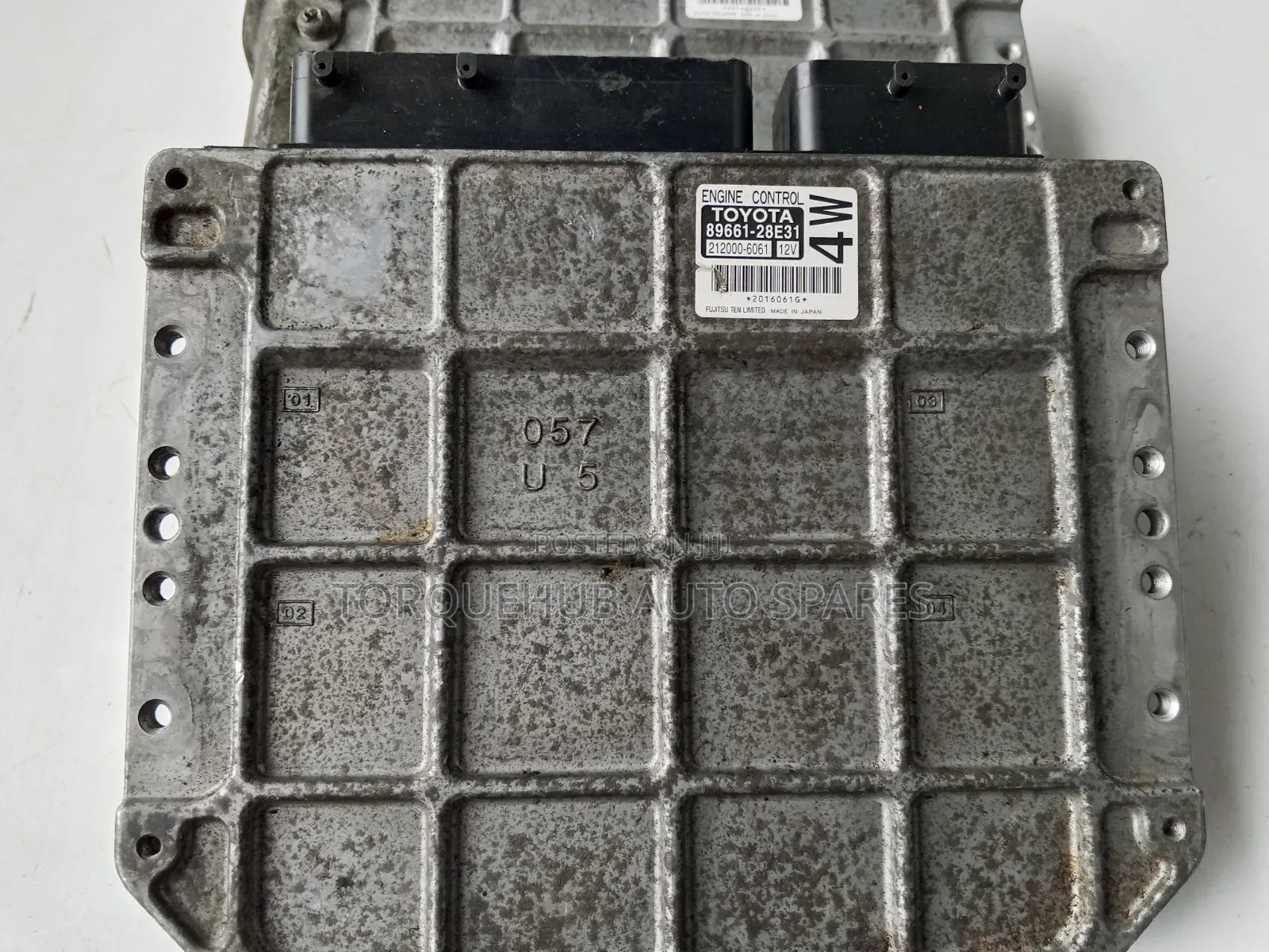 Toyota Voxy 2011 Engine Control Unit