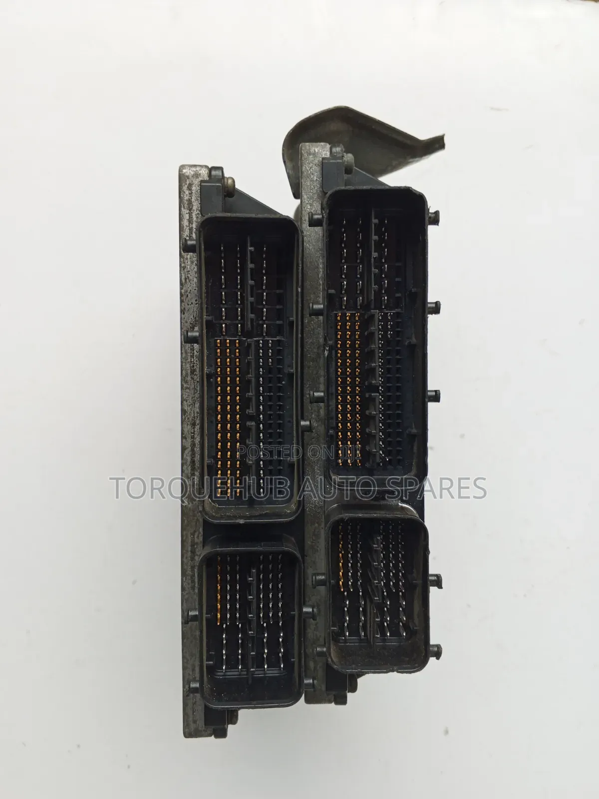 Toyota Voxy 2011 Engine Control Unit