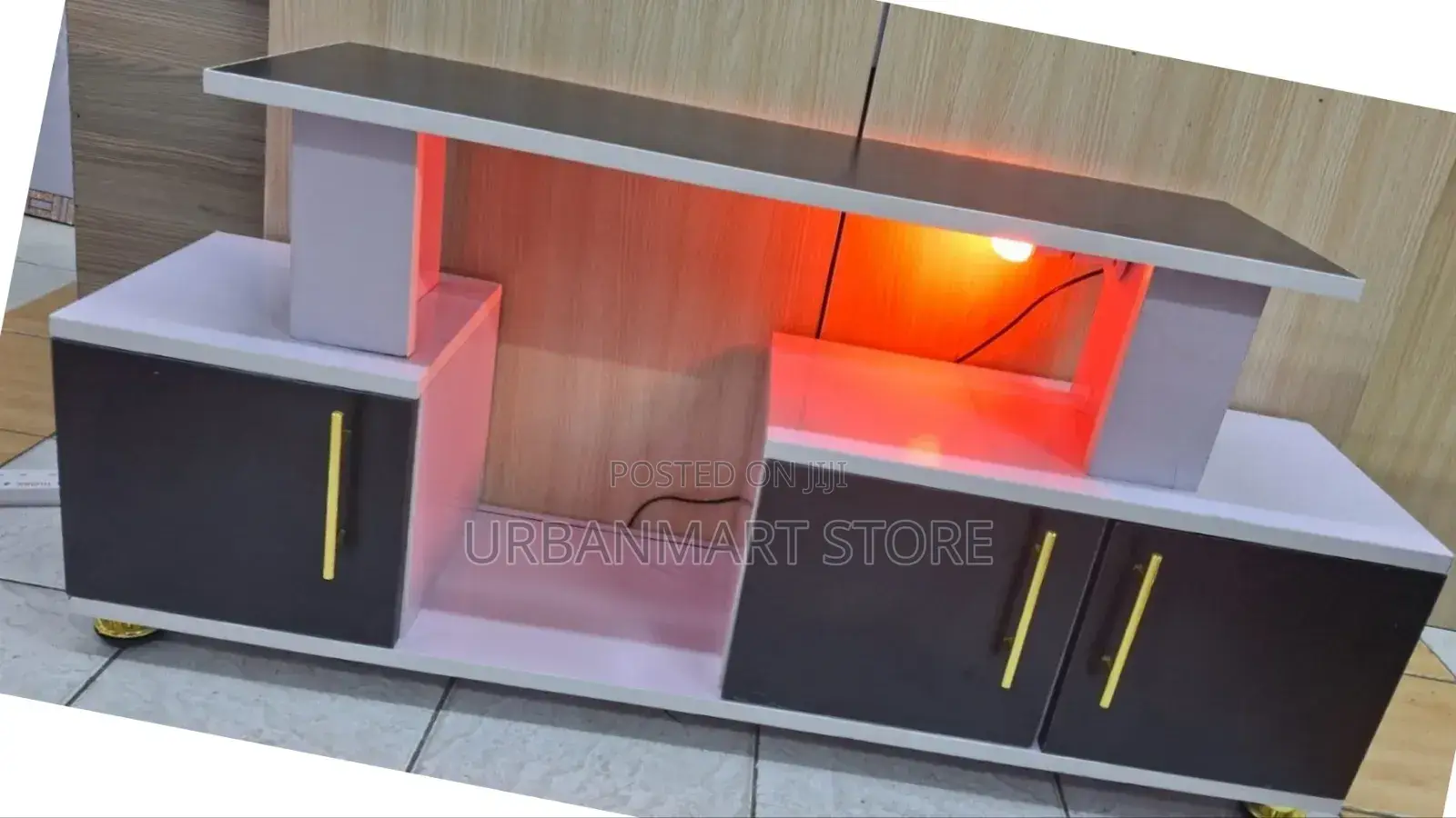 Modern Istanbul Entertainment Unit With Led Lights, Tv Stand