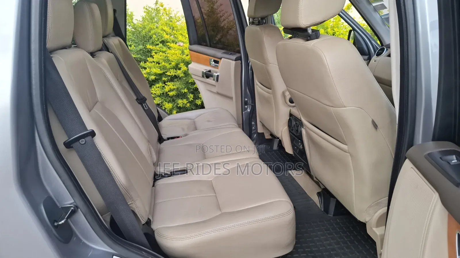 Land Rover Discovery 2013 Gray
