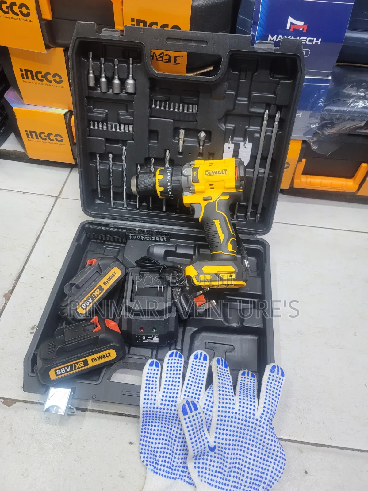Professional Dewalt Brushless Drill 88v/ Free Gloves