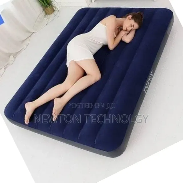 Intex Inflatable Mattress With Free Electric Pump 2.5*6