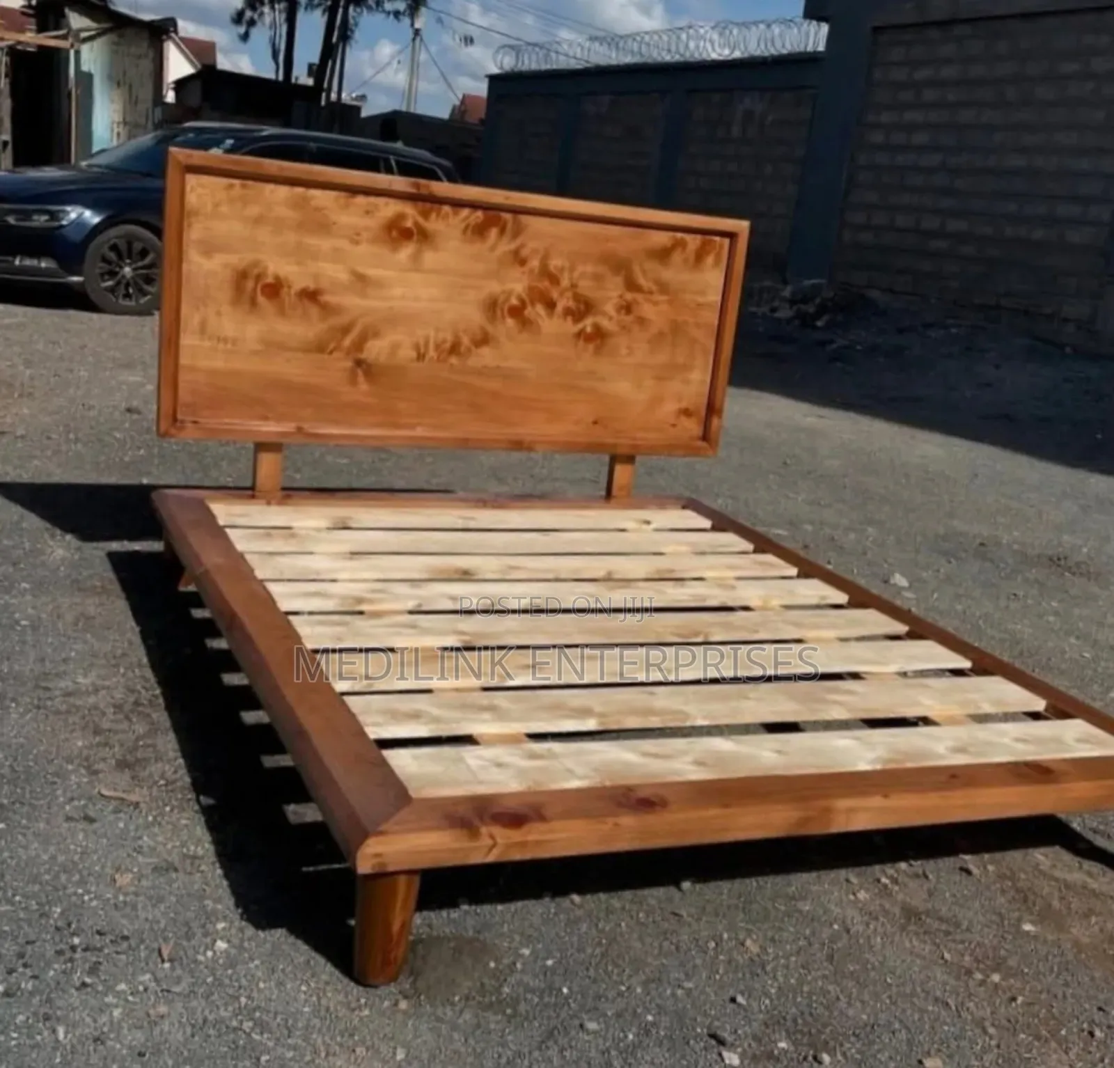 Elly View Boxbed 5*6 Vanish Mahogany