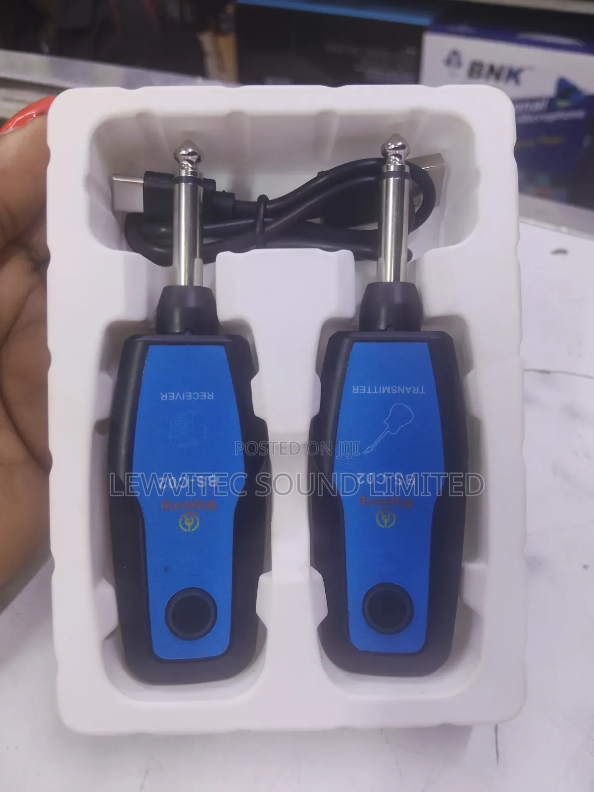 Wireless Guitar Transimitter