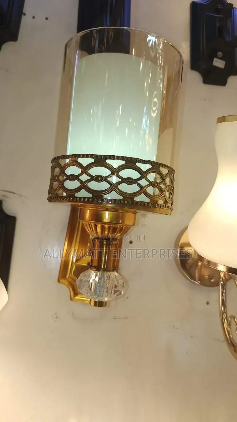 Double Glass Wall Bracket