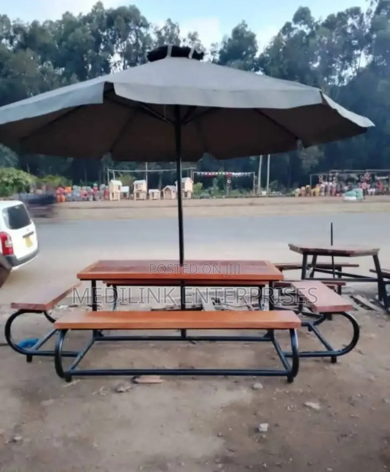 Double Set Custom Backless Outdoor Benches Shade