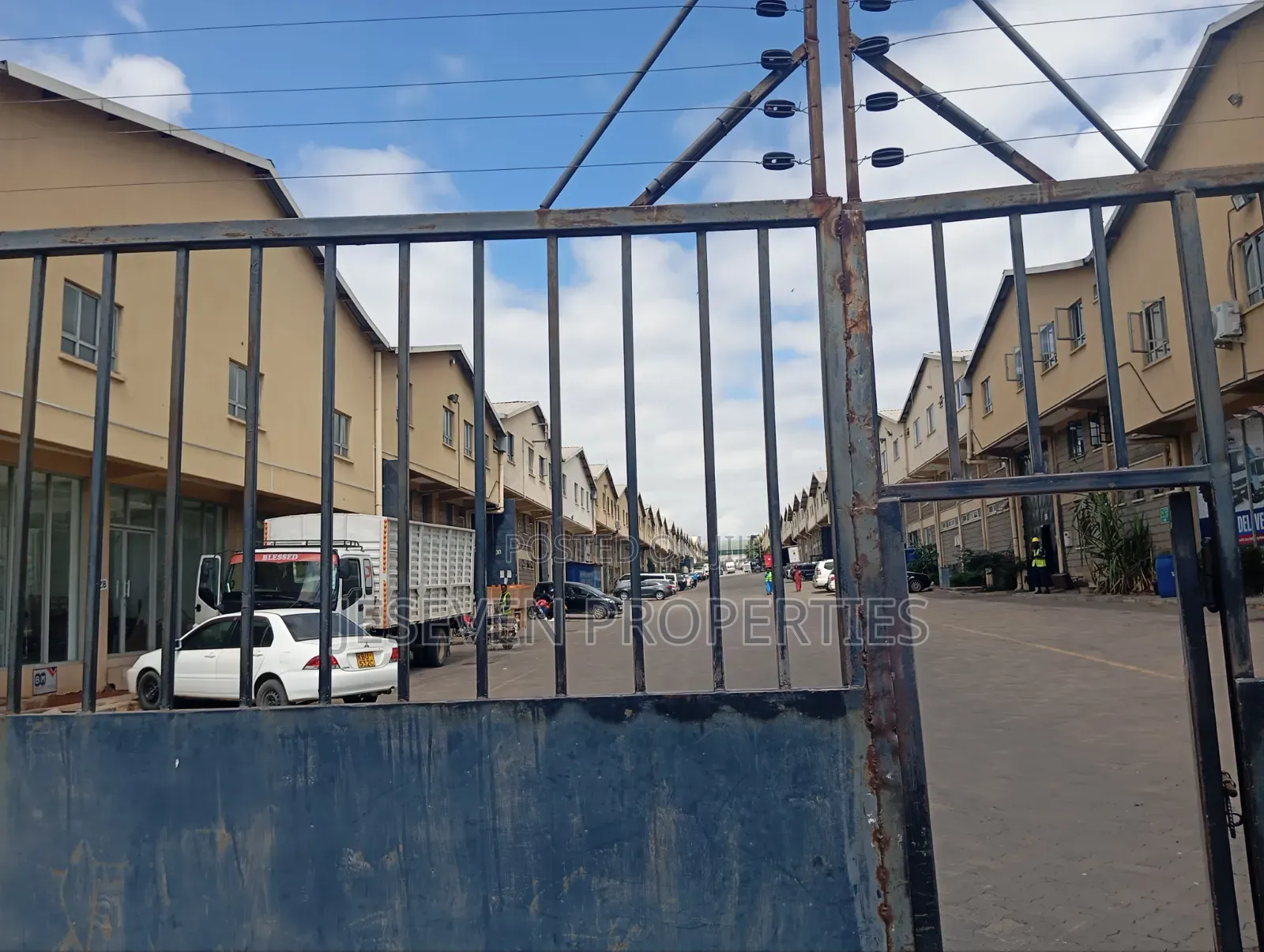 10000 SQFT Godown/Warehouse for Sale Mombasa Road
