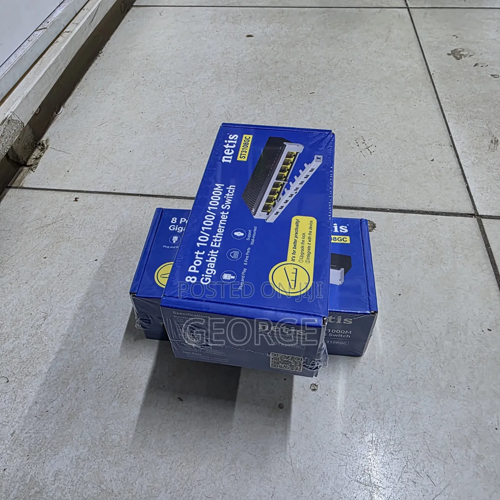 Desktop Gigabit Network Switch Plug and Play