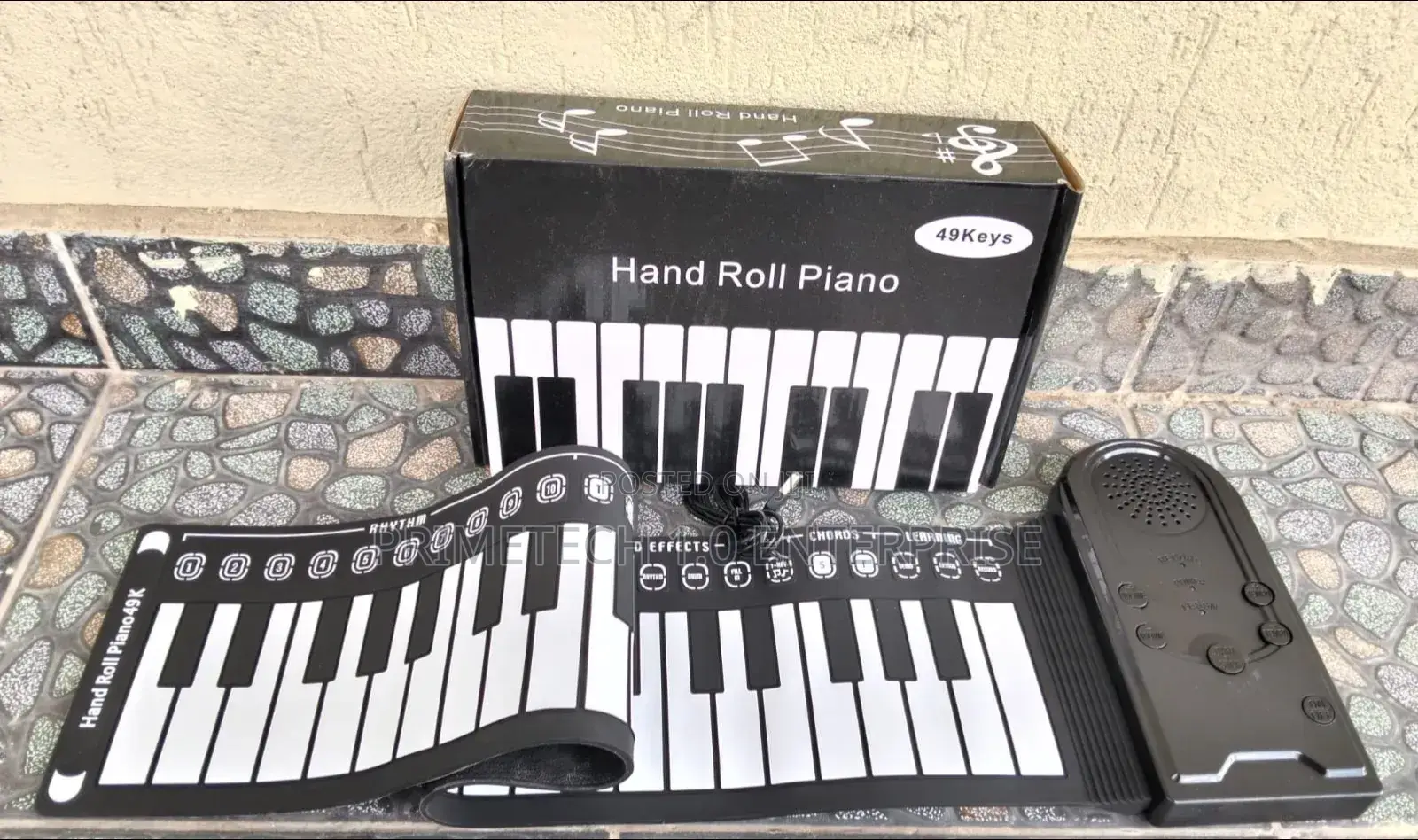 Hand Roll Piano