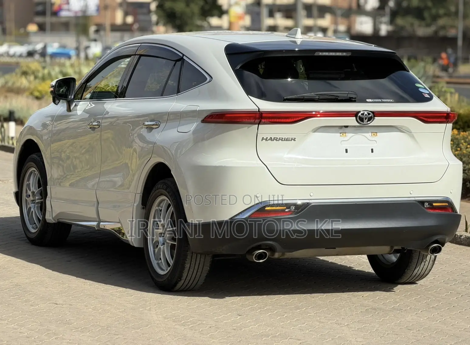 Toyota Harrier 2.0 2020 Pearl