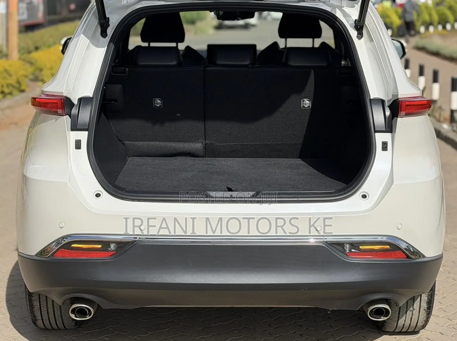 Toyota Harrier 2.0 2020 Pearl