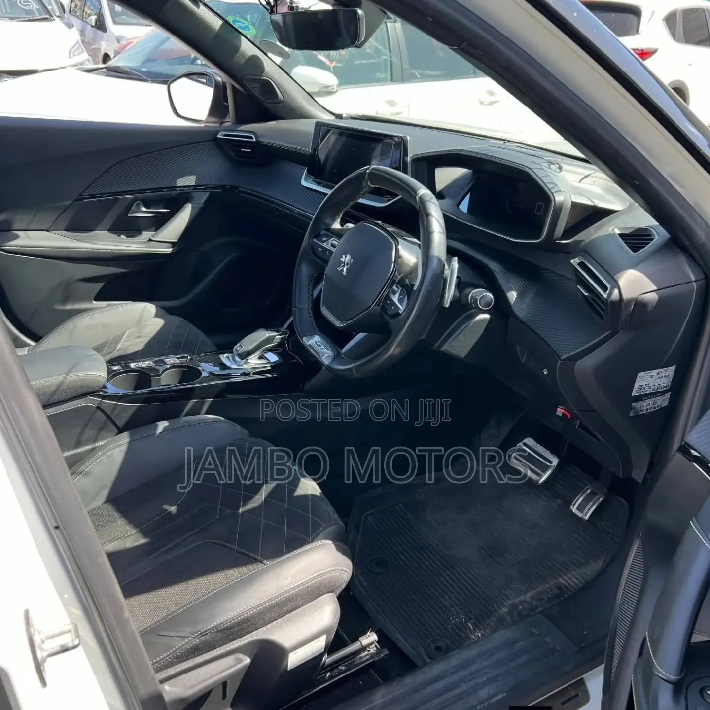 Peugeot 2008 1.2 PureTech (155 Hp) 2021 White