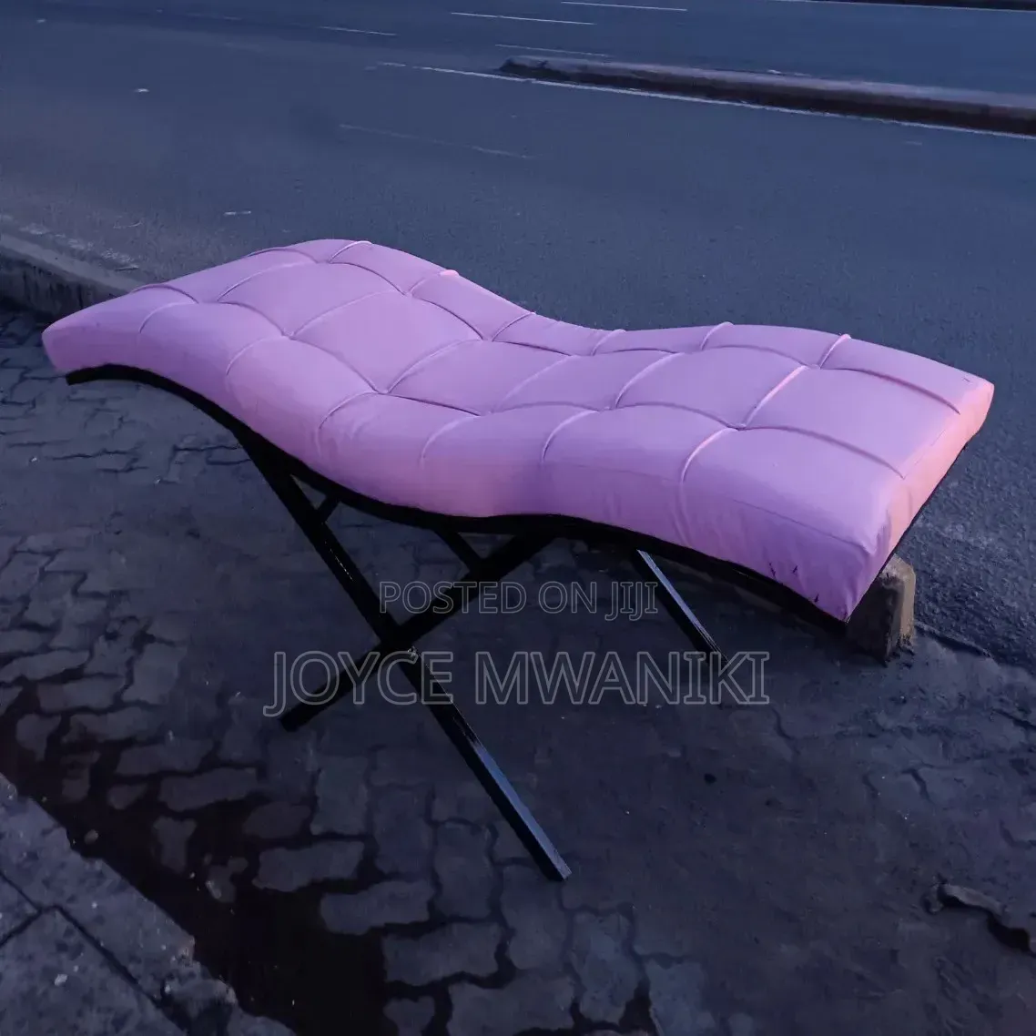 Lash Bed, Baby Pink Leather