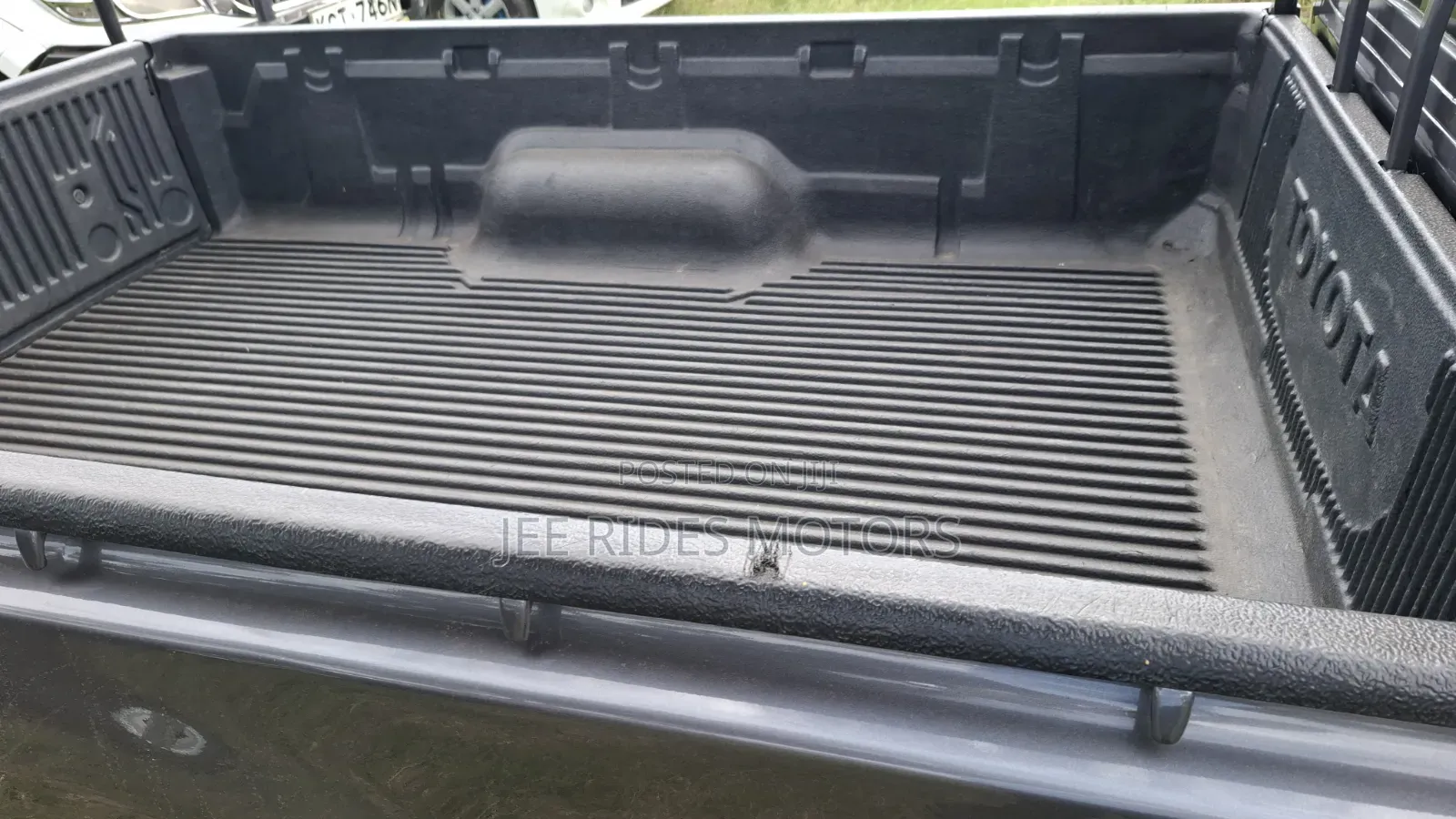 Toyota Hilux 2015 Gray