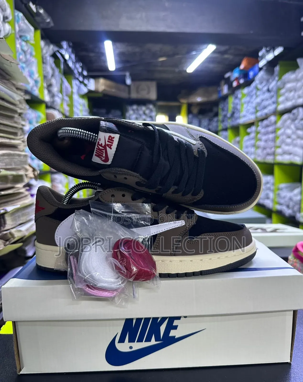 Air Jordan One Low Travis Scott Mocha Sneakers