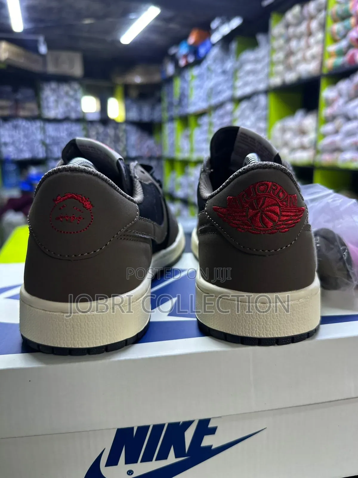 Air Jordan One Low Travis Scott Mocha Sneakers