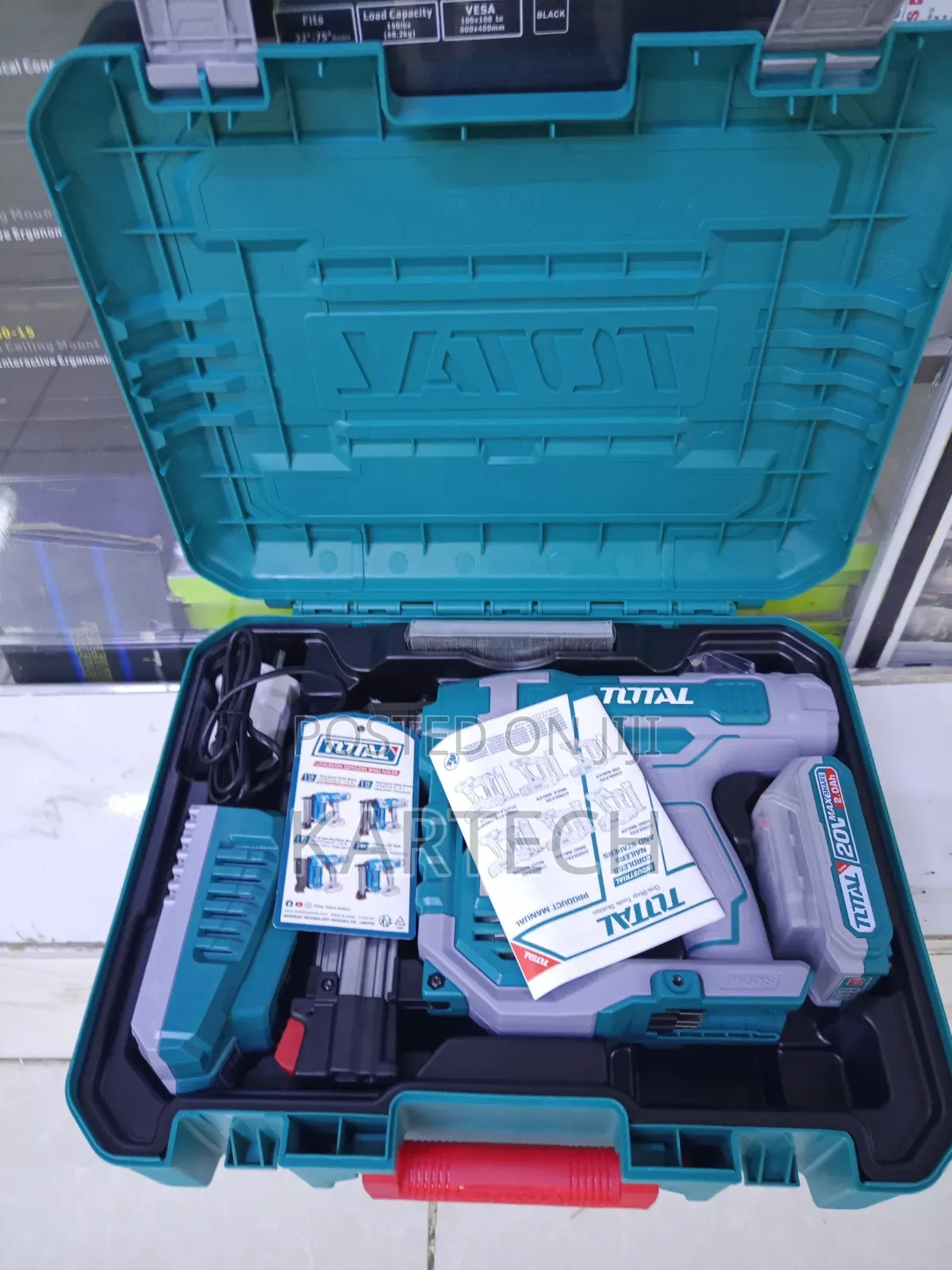 Total 20v Cordless Brad Nailer Kit Tcbnli3508 With Brushless Motor