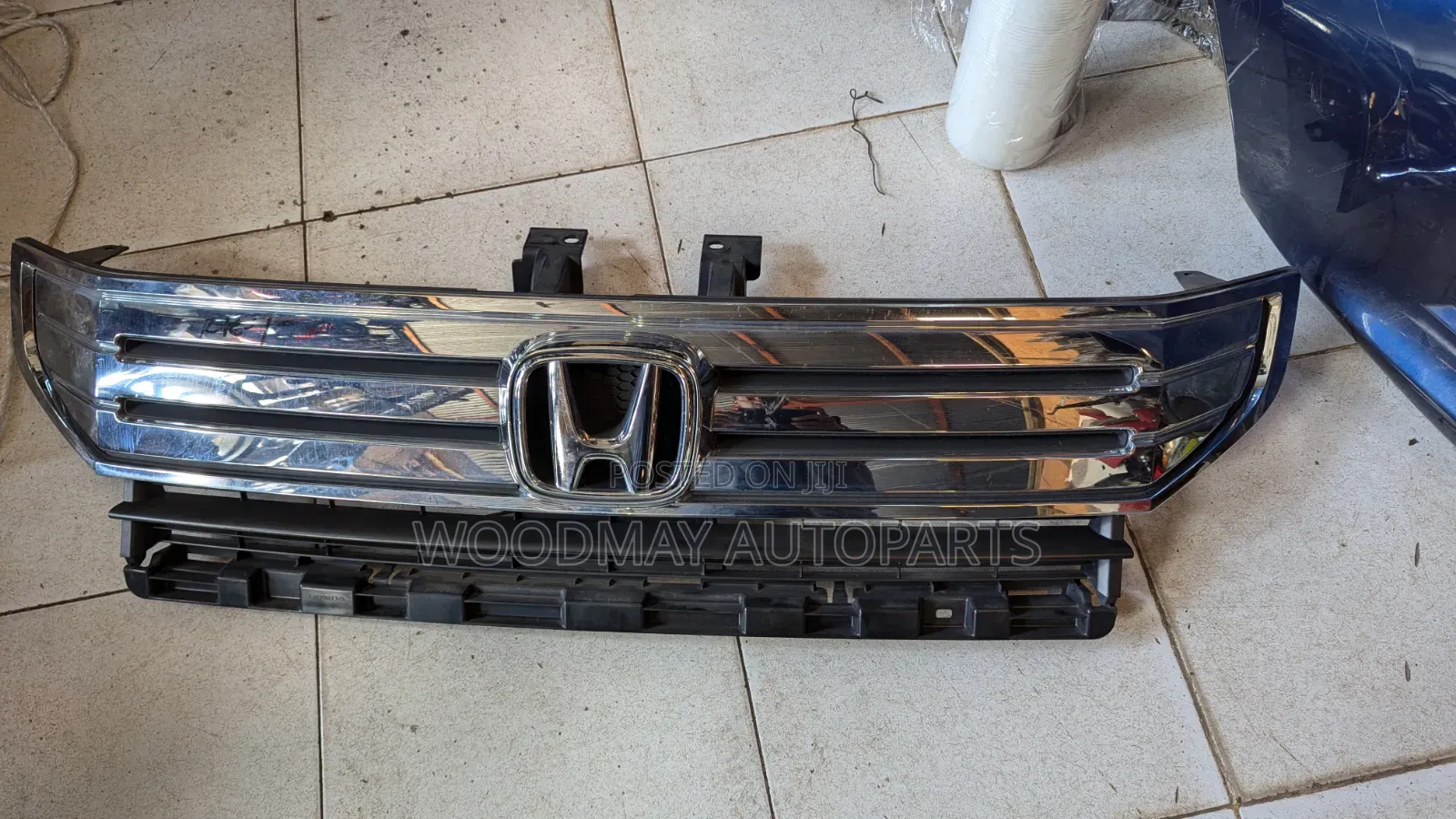 Honda Stepwagon Front Grill