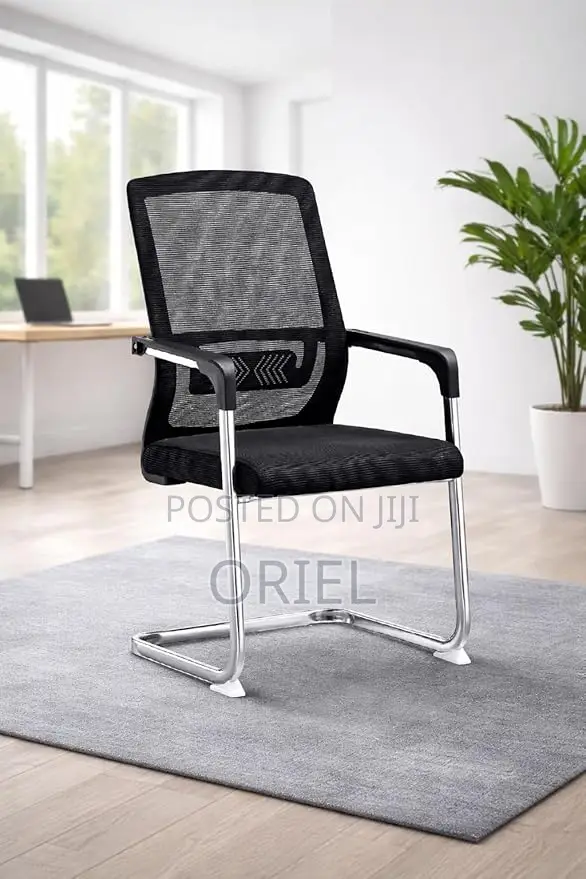 Office Chair : Black Mesh Boardroom Meeting Office Chair