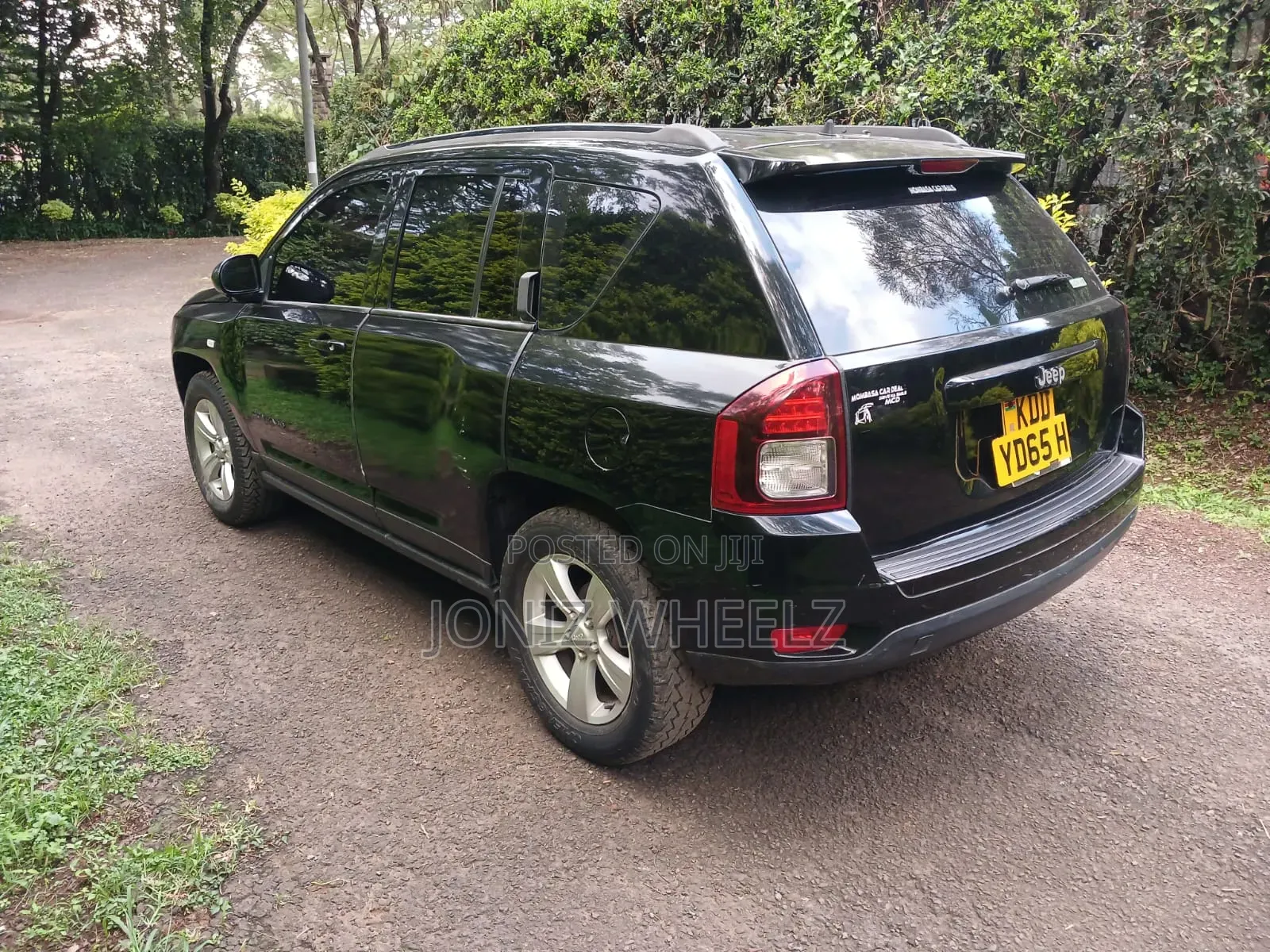 Jeep Compass Latitude 4dr SUV (2.0L 4cyl 6A) 2014 Black