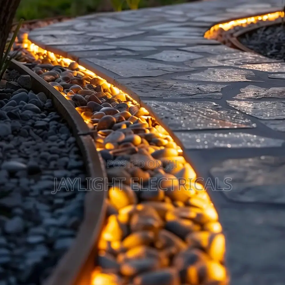 Custom Outdoor Waterproof Garden Landscape Flower Strip Light