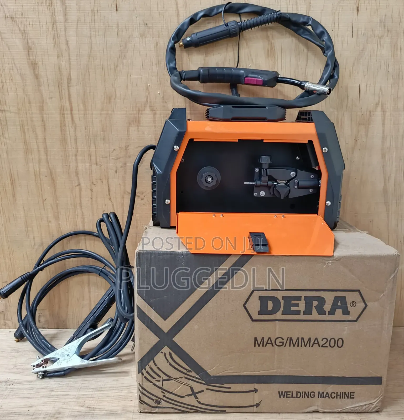 Dera Mag/Mma200 Welding Machine.