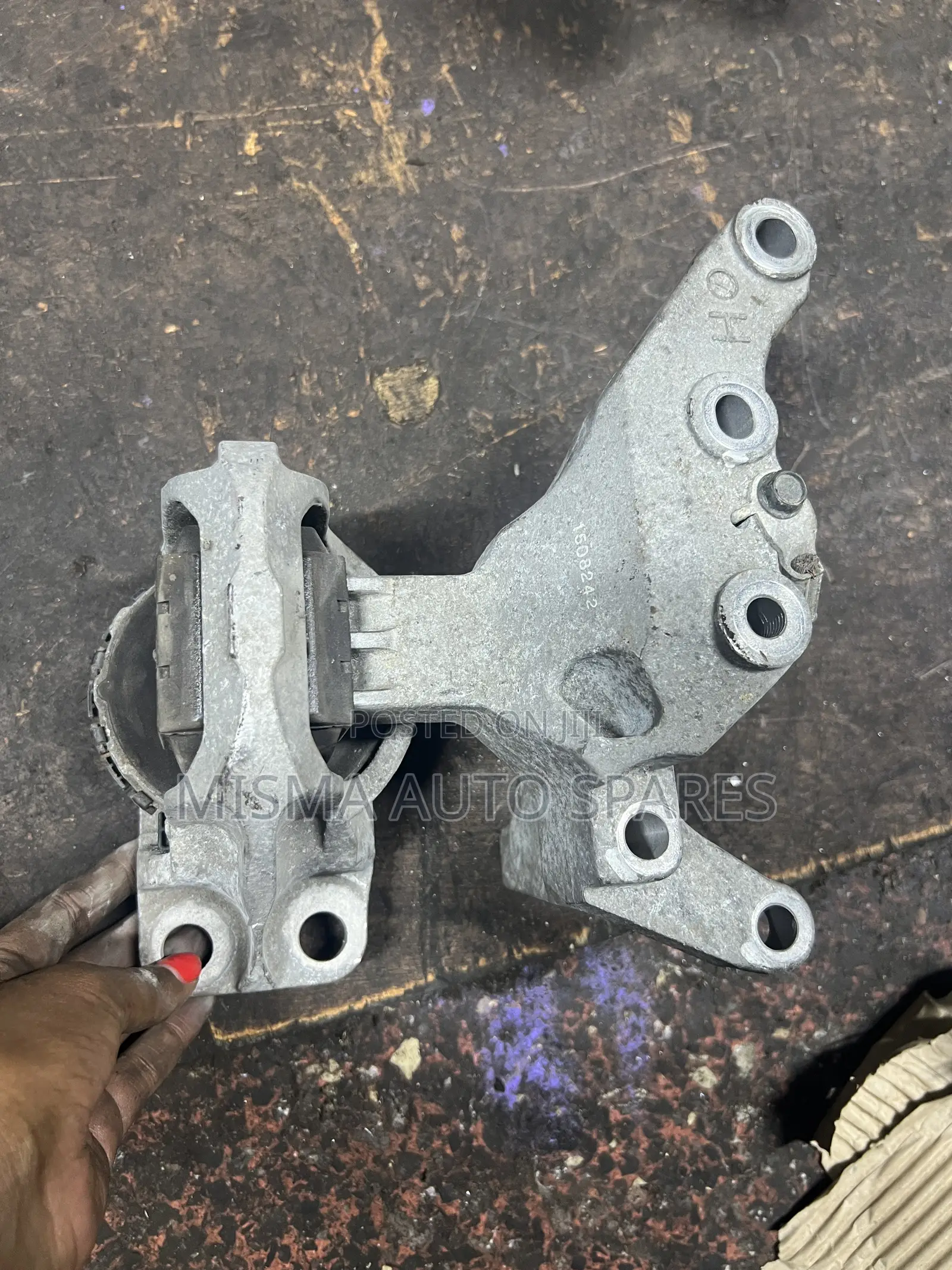 Nissan Xtrail T32 Engine Mounting