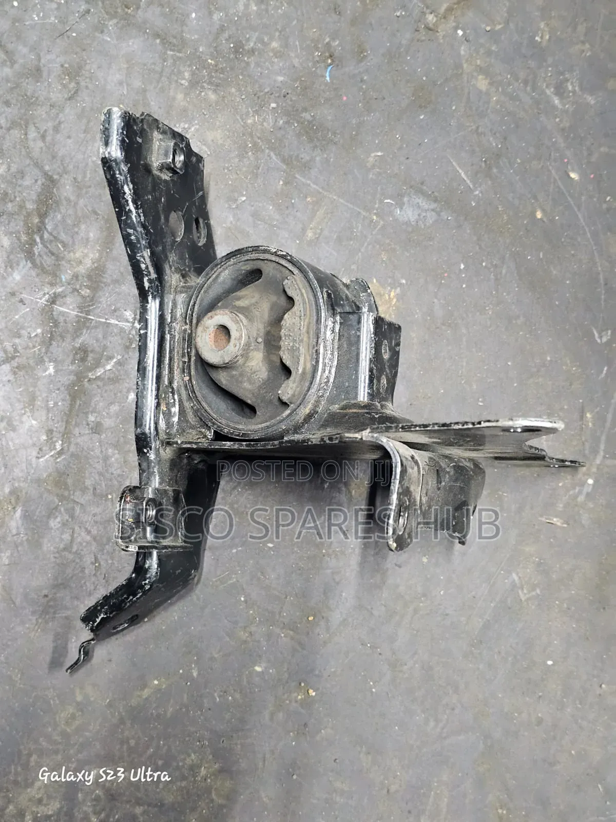 Gear Box Mounting Toyota Ractis