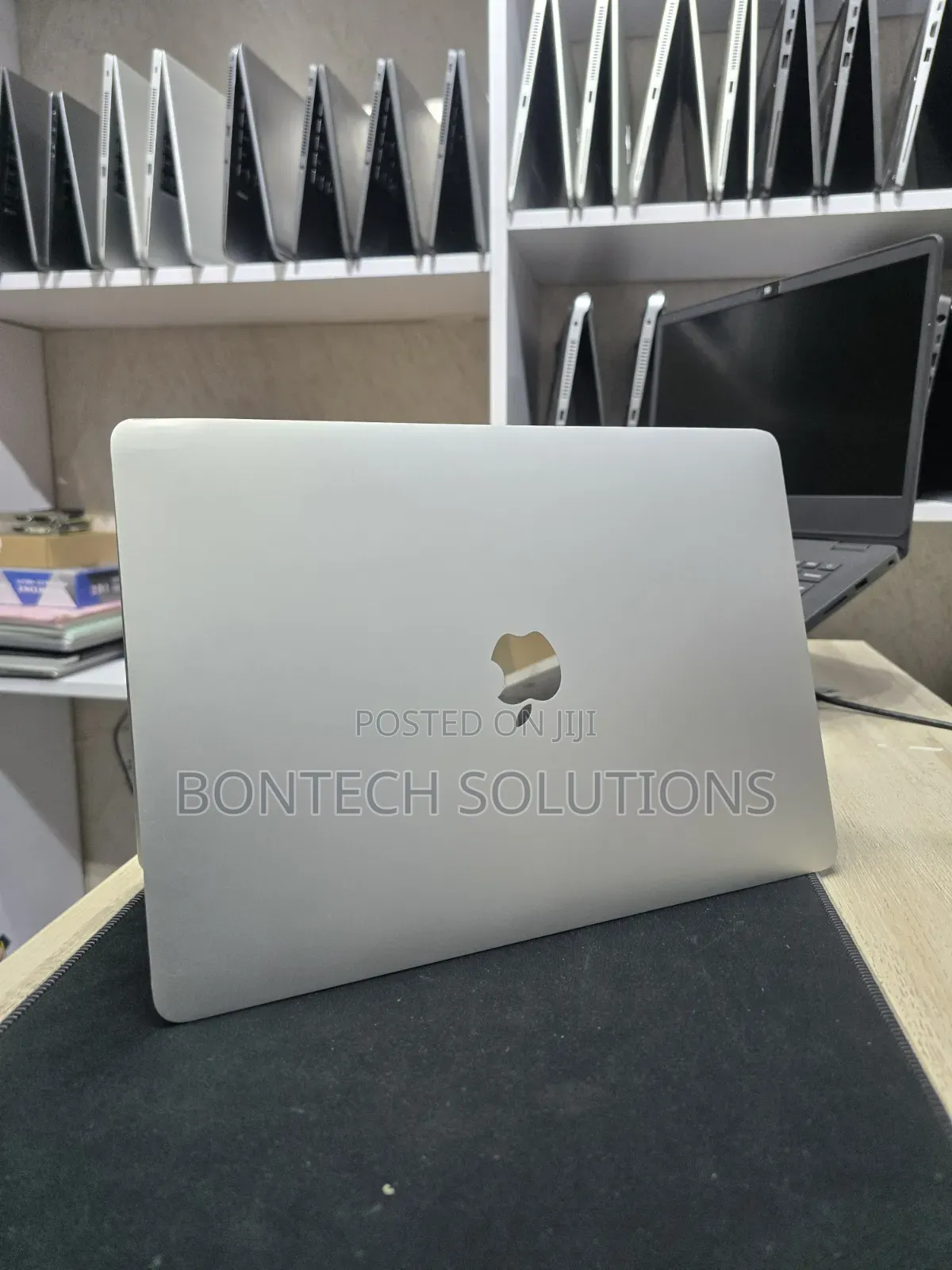 Laptop Apple MacBook Pro 16GB Intel Core i7 SSD 512GB