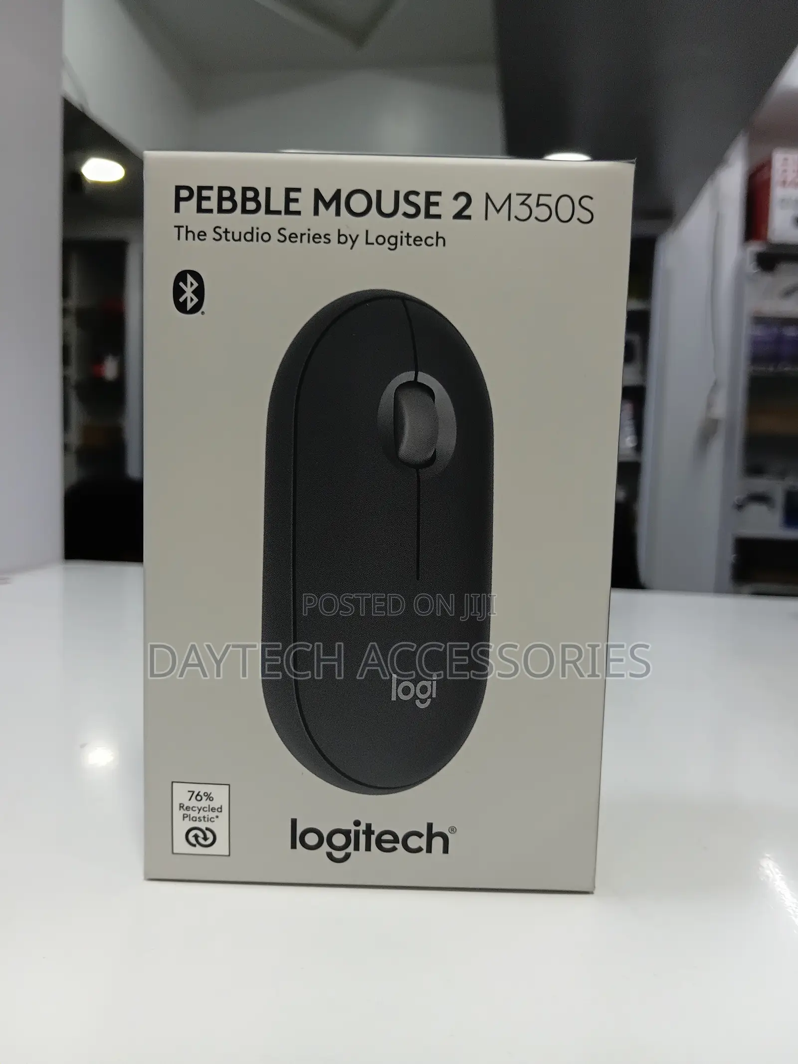 This Is a Logitech Pebble Mouse 2 M350s Slim Bluetooth Wireless Mouse.