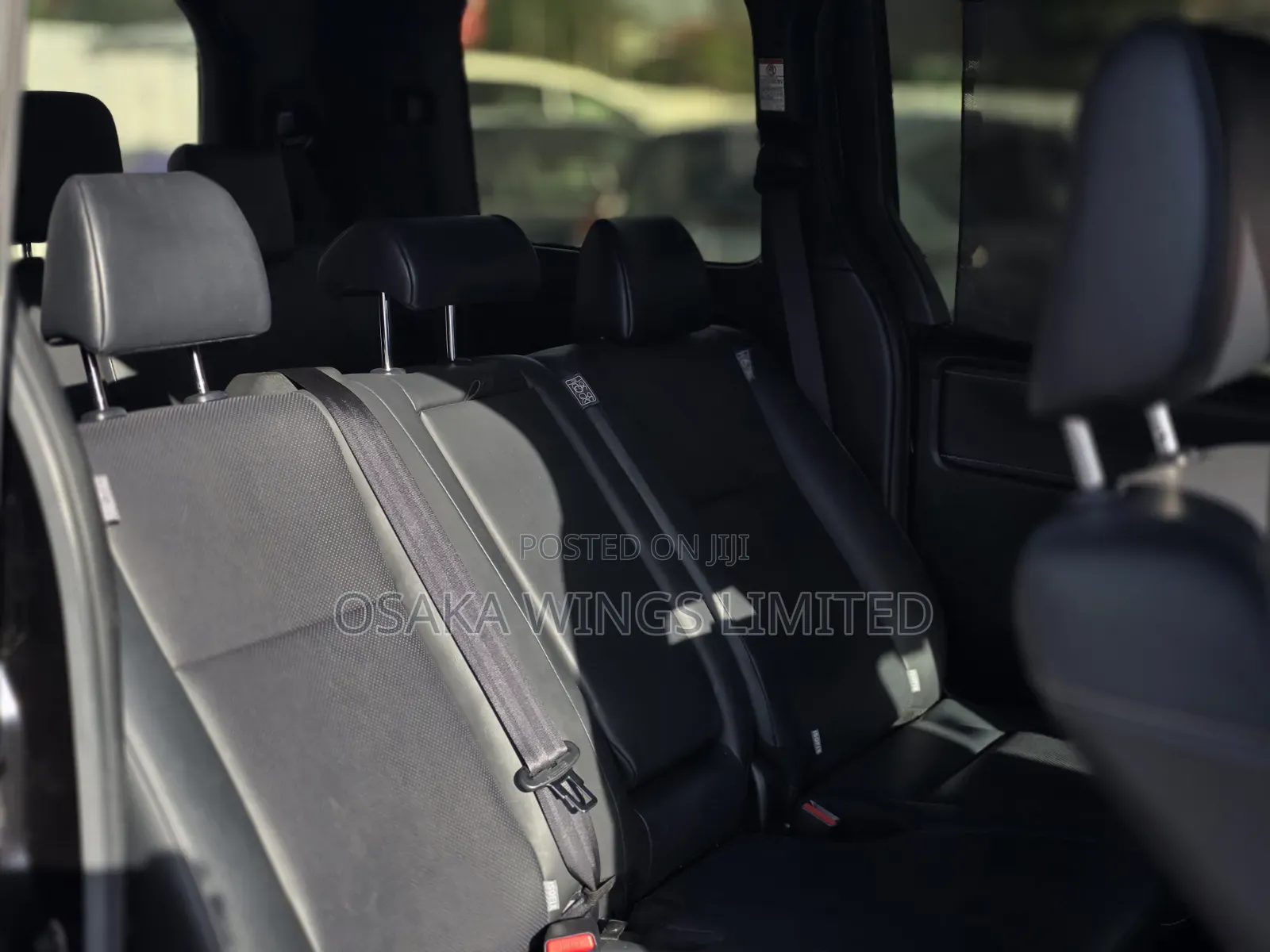 Toyota Esquire 2.0 FWD (8 seater) 2019 Blue