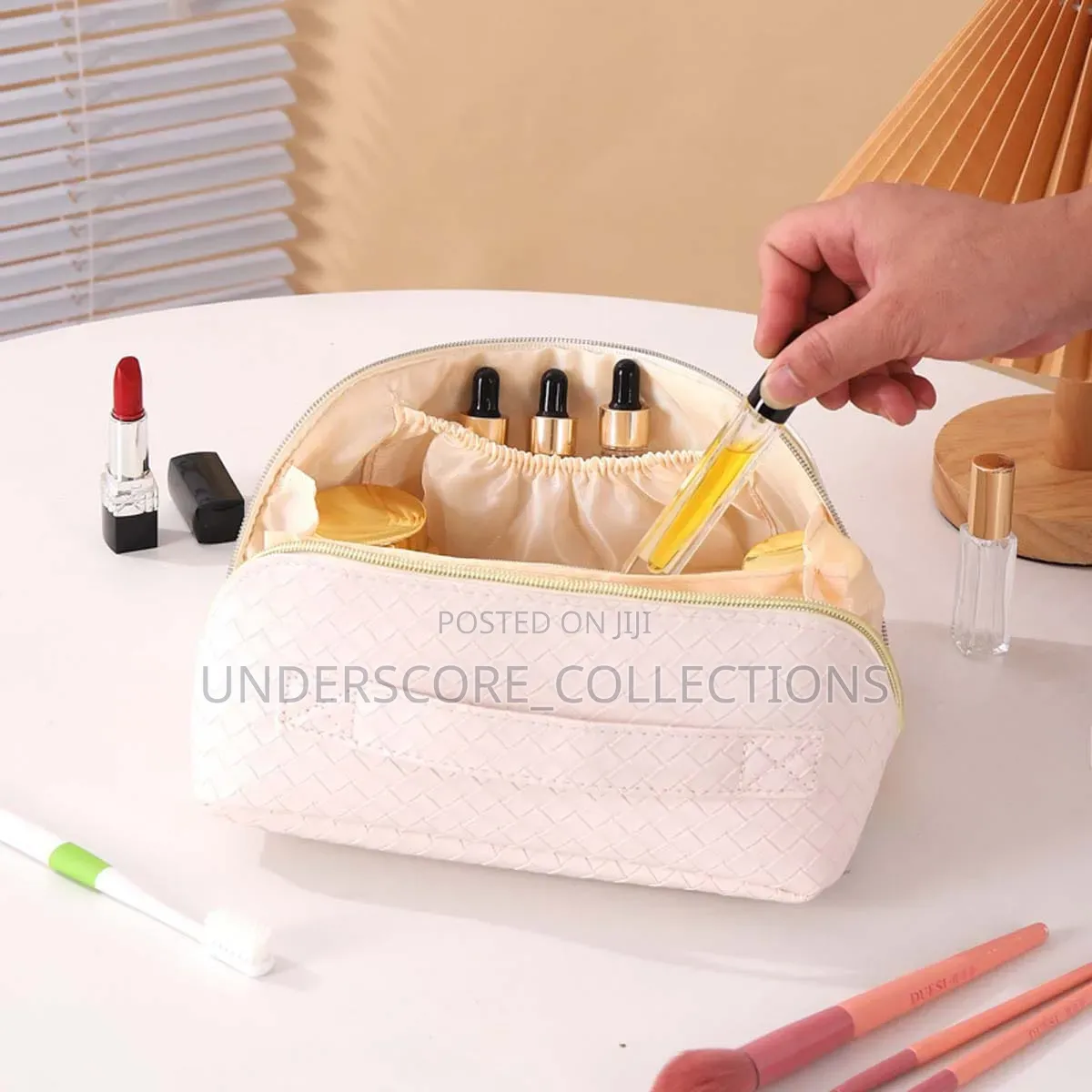 *Woven Texture Cosmetic Bag High Appearance Level Large Capacity